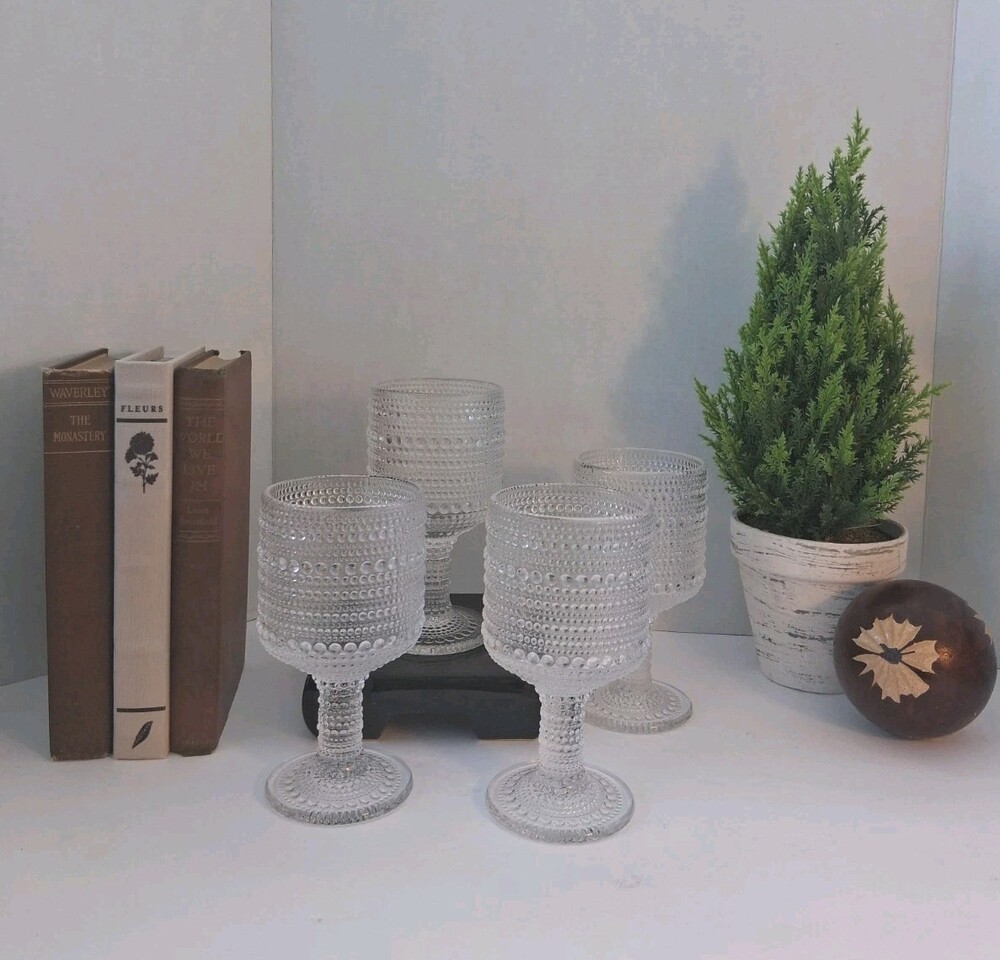 Godinger Lumina Wine Glasses;Clear Hobnail Bubble Glass;Scandinavian Look; 4 Pcs